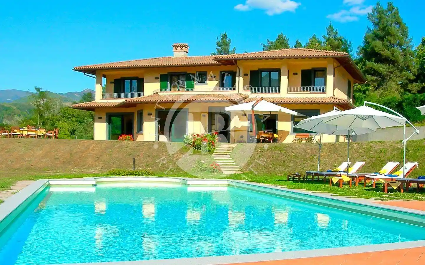 Villa in vendita a Castelnuovo di Garfagnana