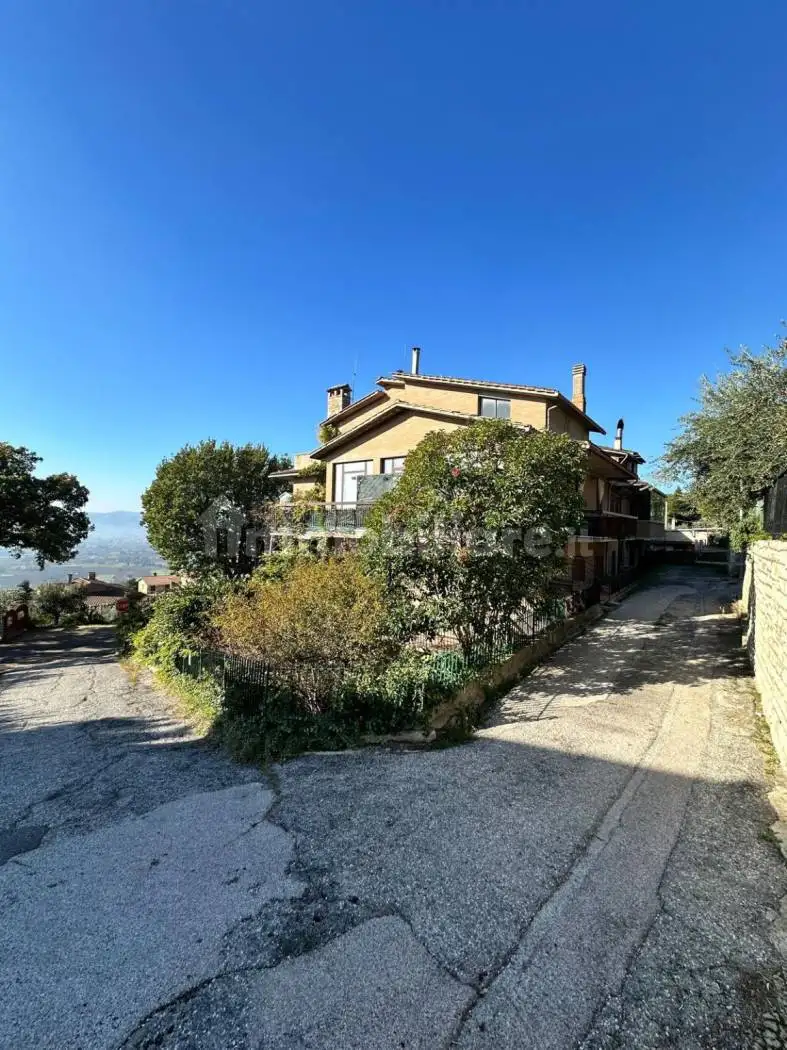 Villa in vendita a Assisi