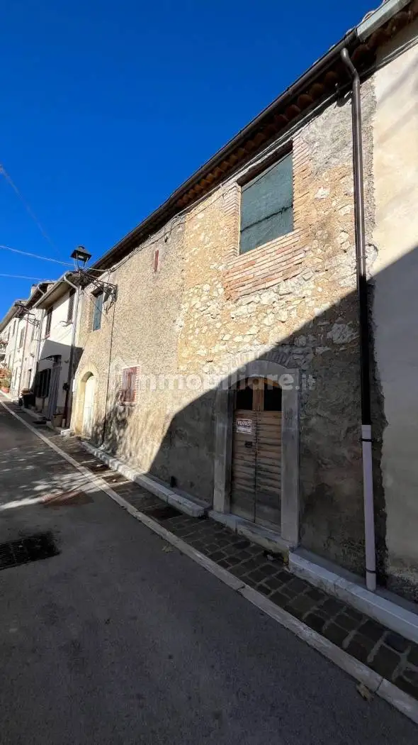 Terratetto unifamiliare via delle Orchidee 15, Collarmele