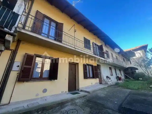 Villetta a schiera in vendita a Massino Visconti