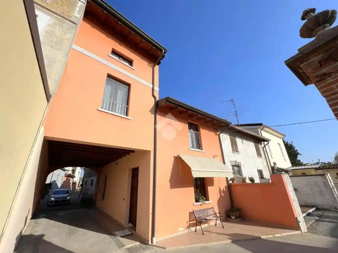 Terratetto plurifamiliare via Castello 20, Casalmoro - foto 2