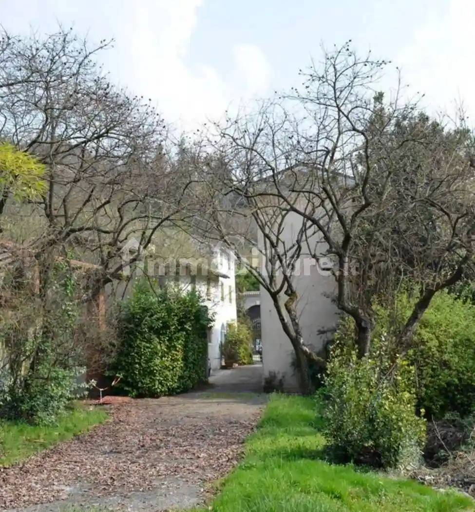 Villa in vendita a Caprino Veronese