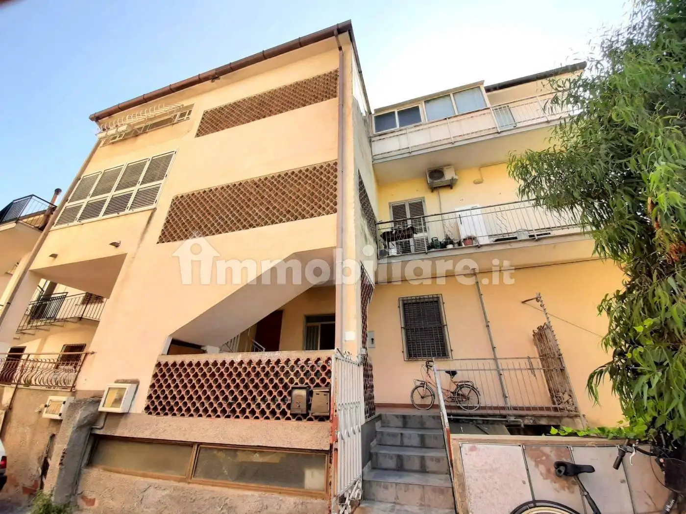 Appartamento in vendita a Falerna