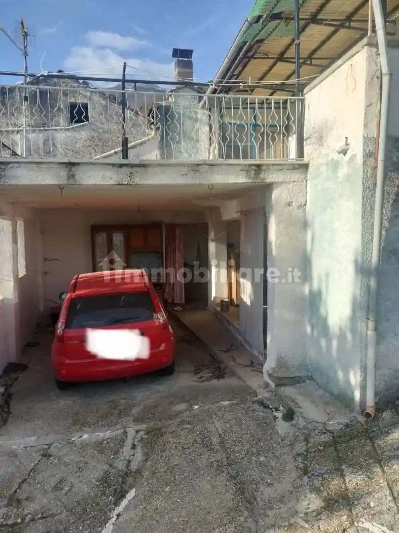 Appartamento in vendita a Farindola