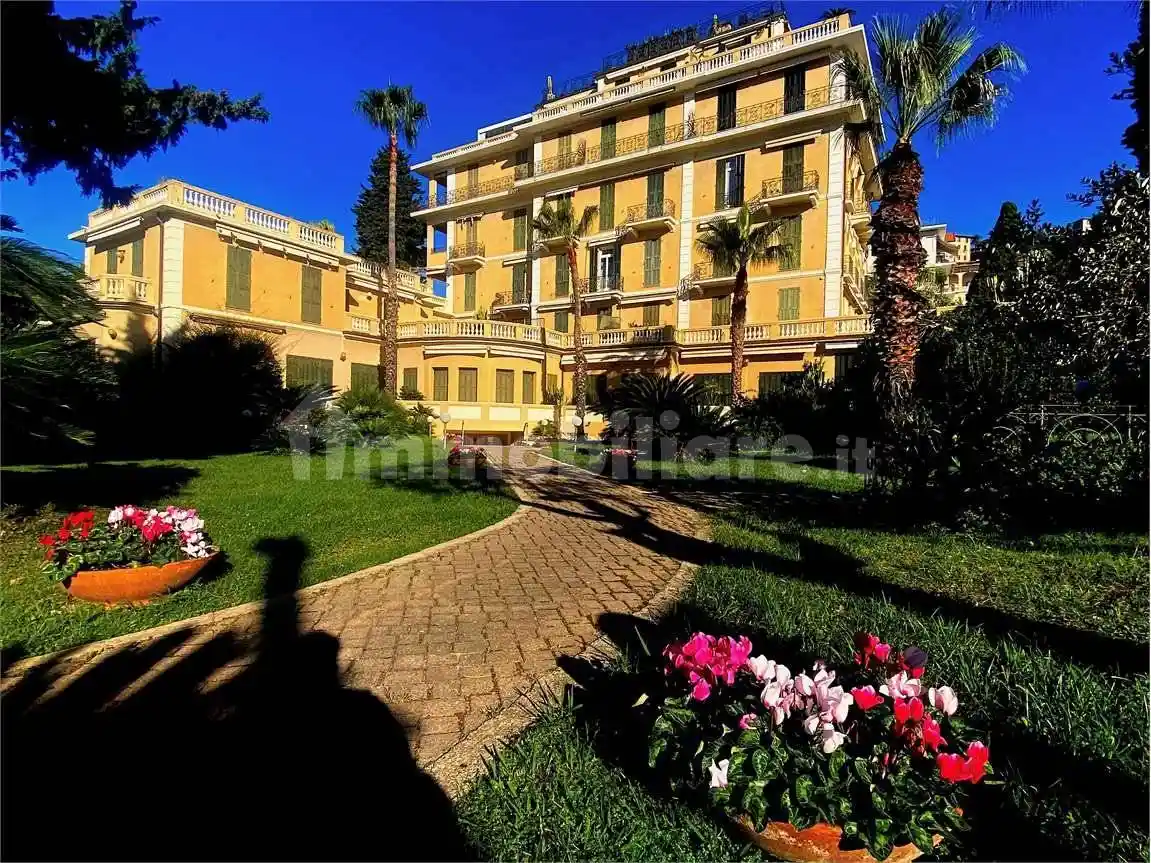 Appartamento in vendita a Bordighera
