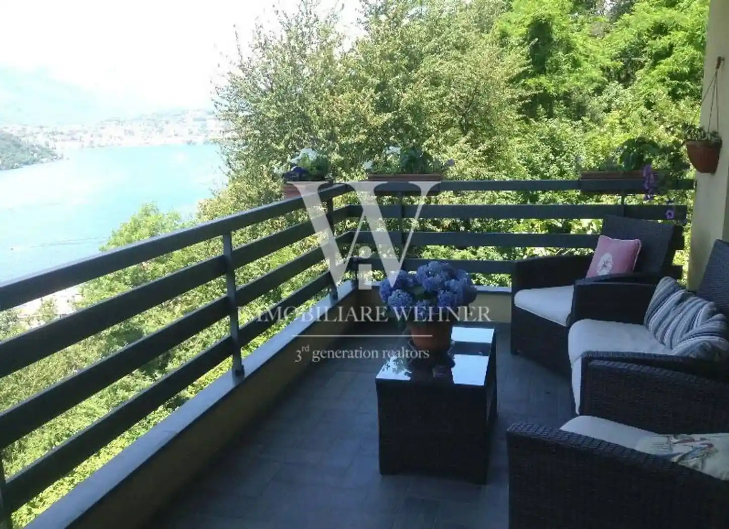 Appartamento in vendita a Campione d'Italia