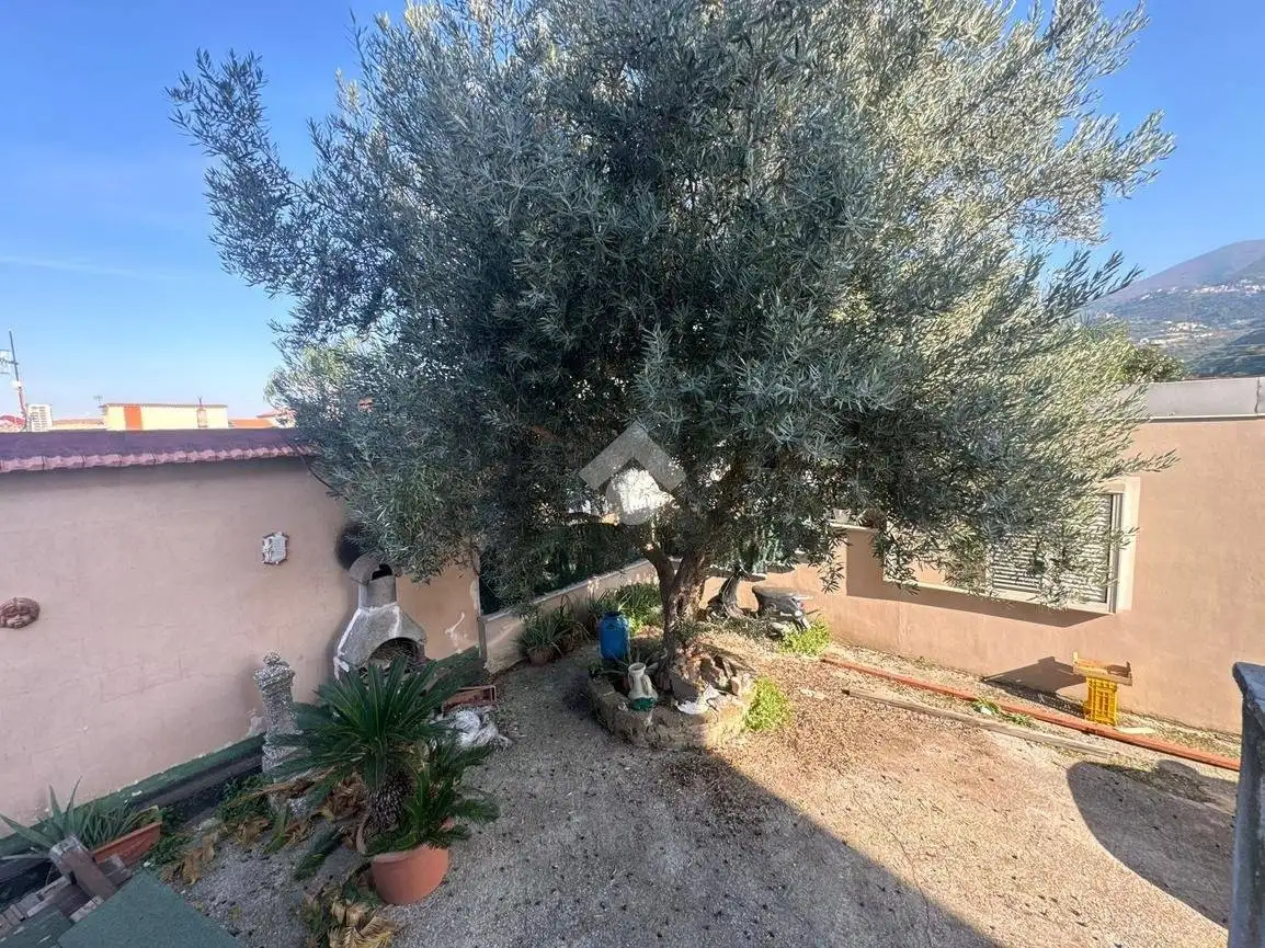 Casa indipendente in vendita a Santa Maria la Carità