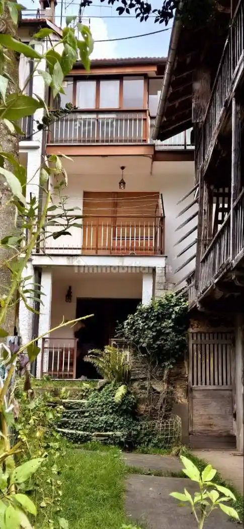 Casa indipendente in vendita a Viù