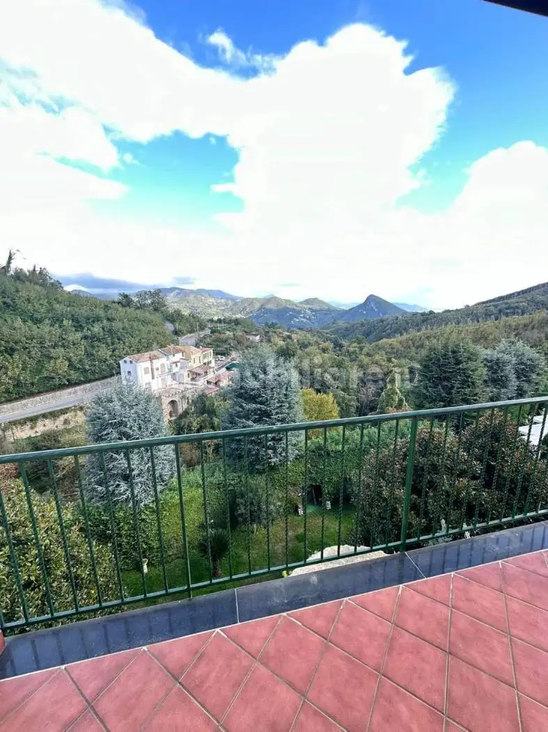 Appartamento in vendita a Cava de' Tirreni