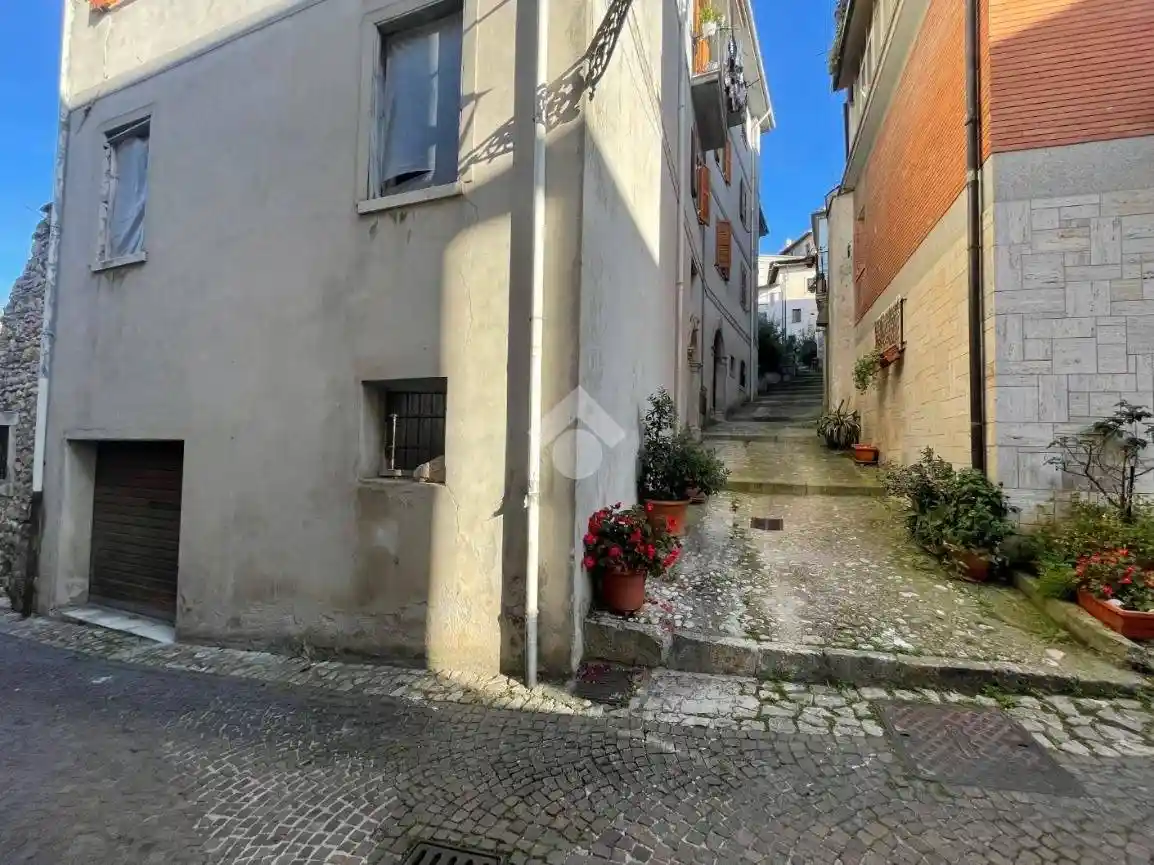 Appartamento in vendita a Atina