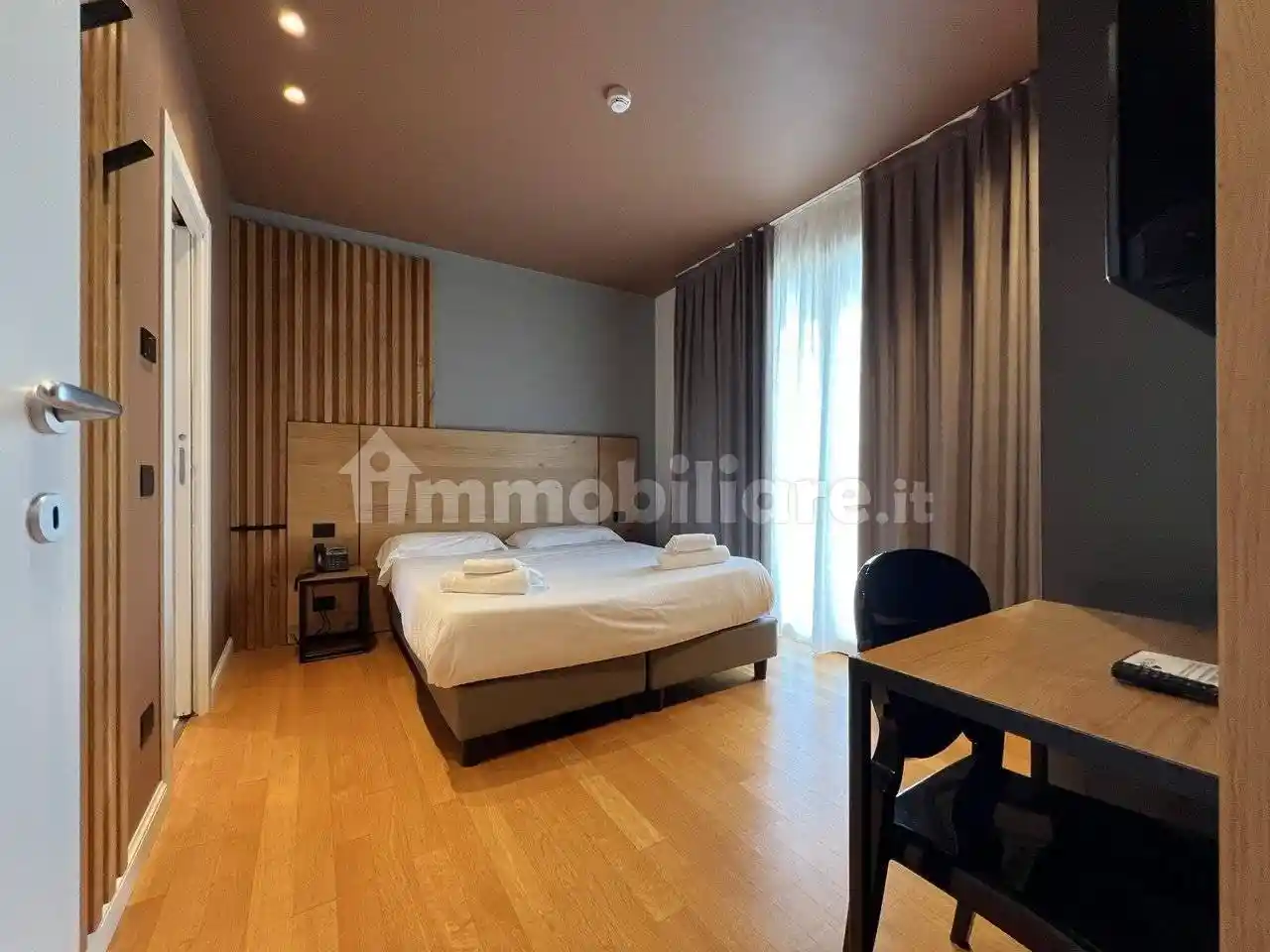 Palazzo - Edificio in vendita a Sirmione