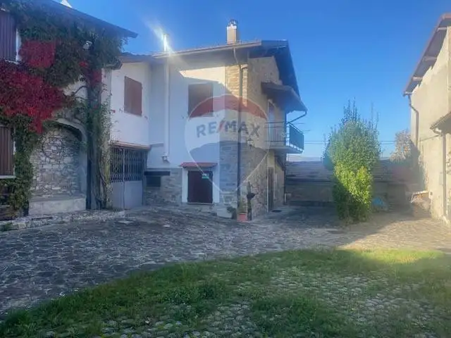 Terratetto plurifamiliare vicolo della Bottega 14, Cerreggio, Ventasso - foto 4