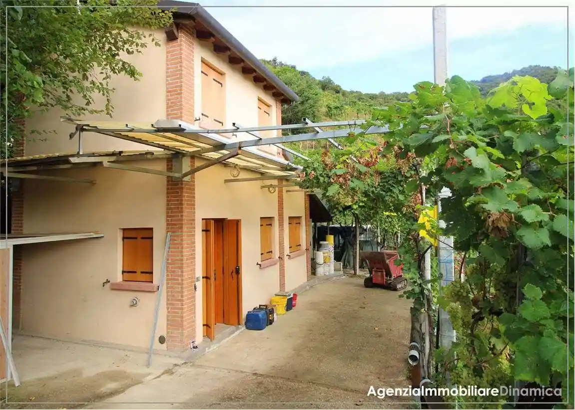 Villa in vendita a Farra di Soligo