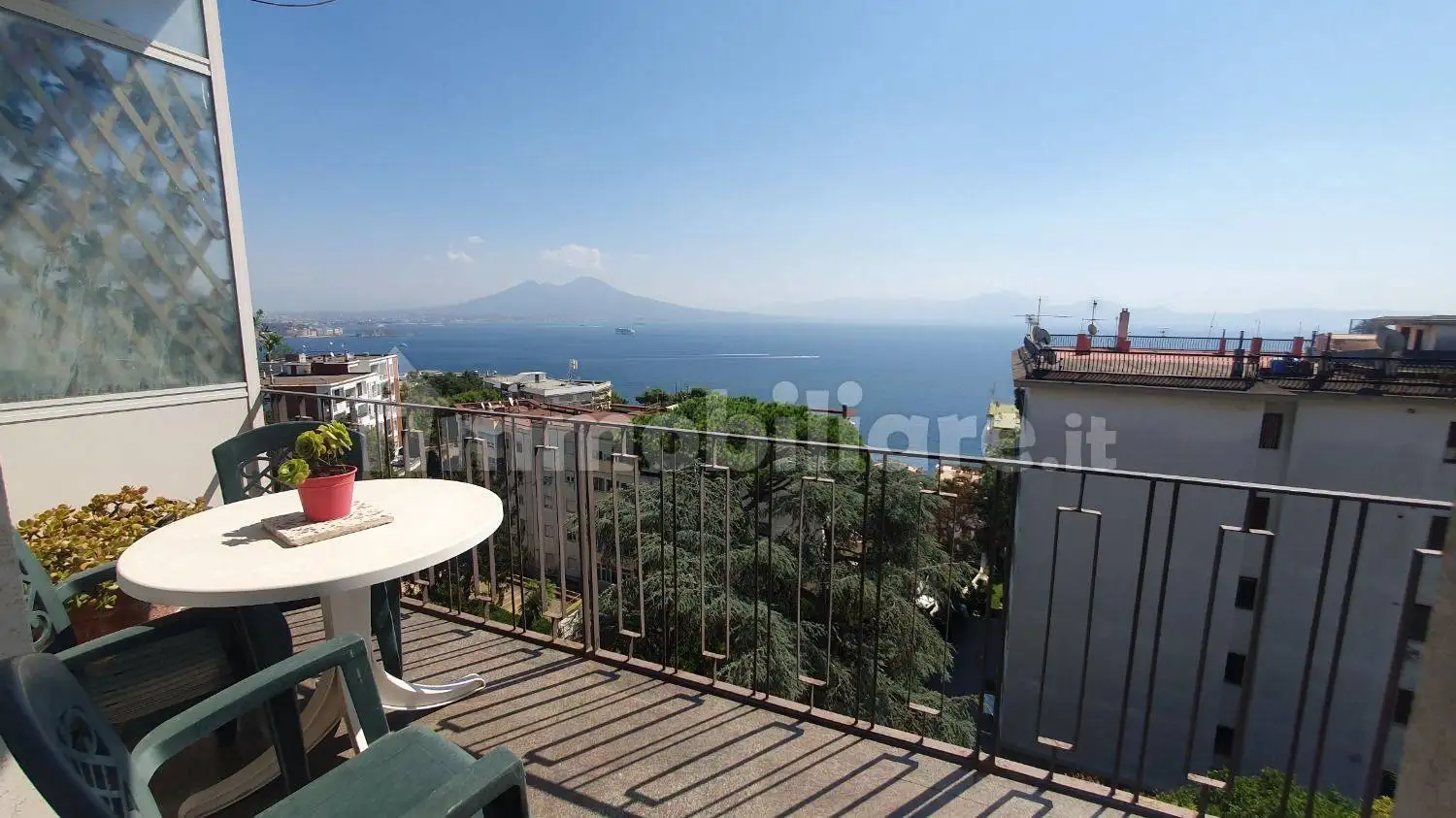 Appartamento in vendita a Napoli