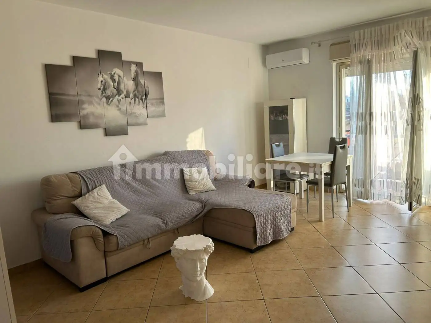 Palazzo - Edificio in vendita a Reggio Calabria