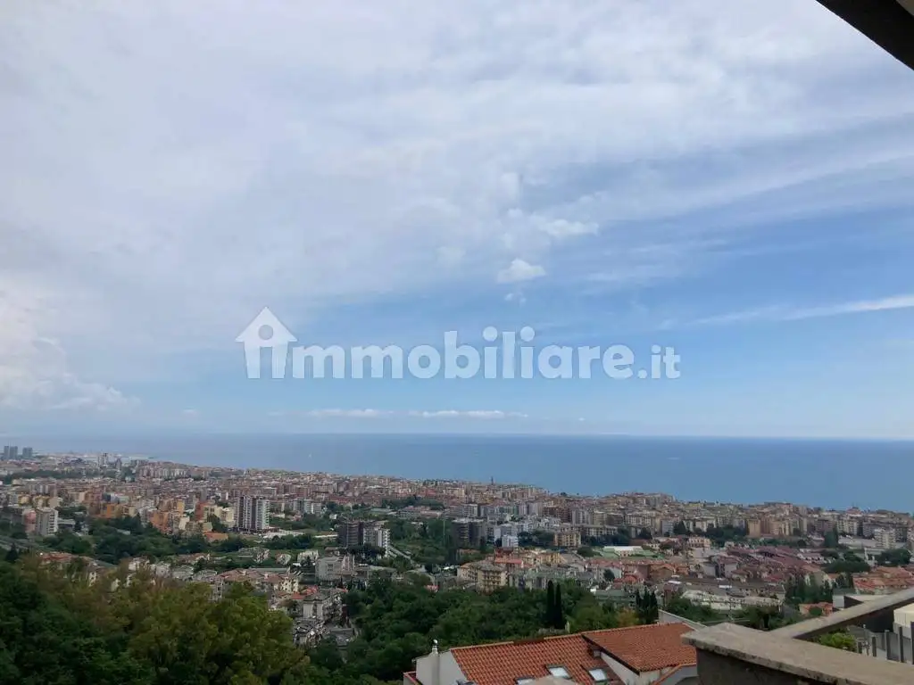 Appartamento in affitto a Salerno