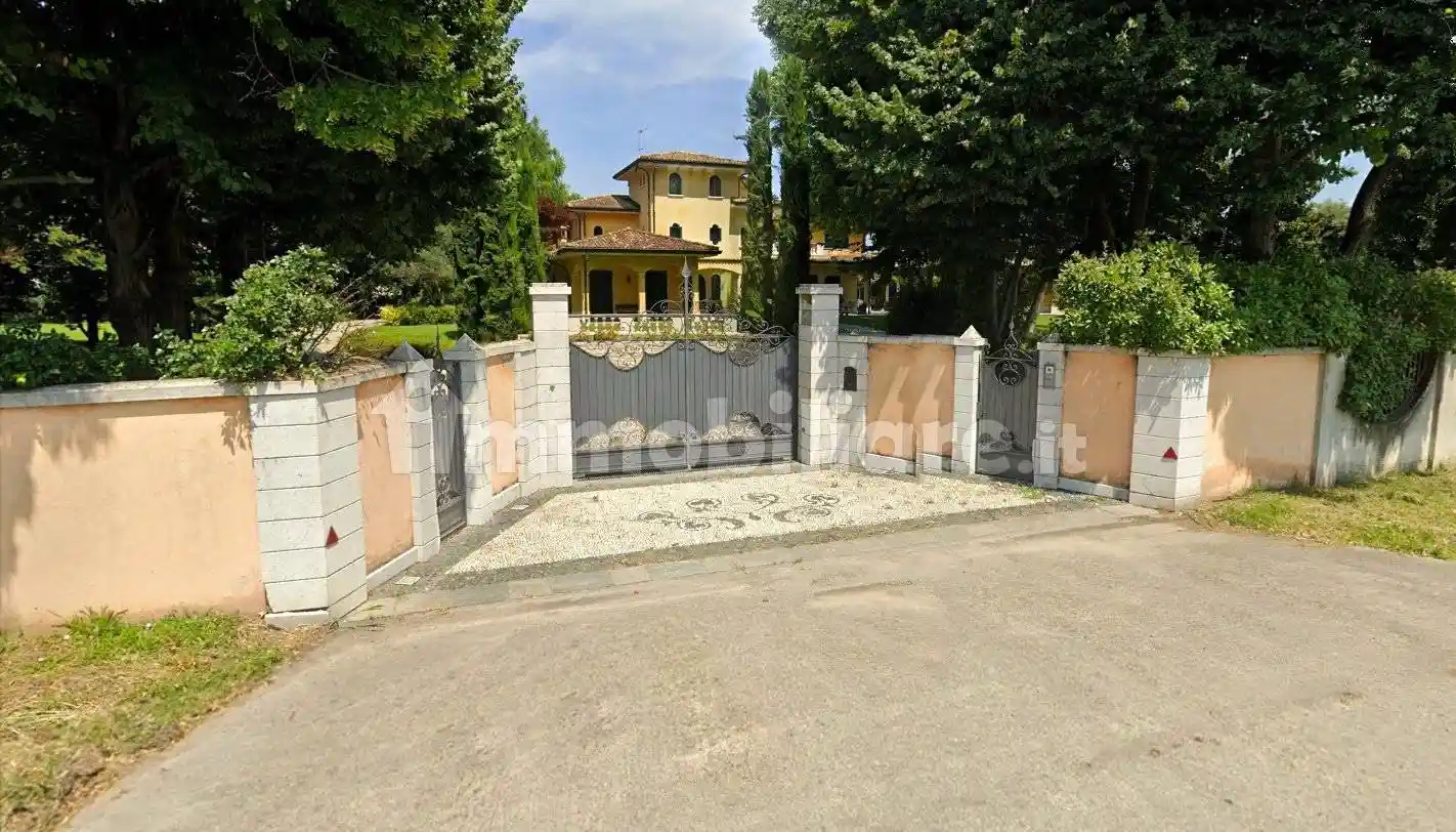 Villa in vendita a Soncino