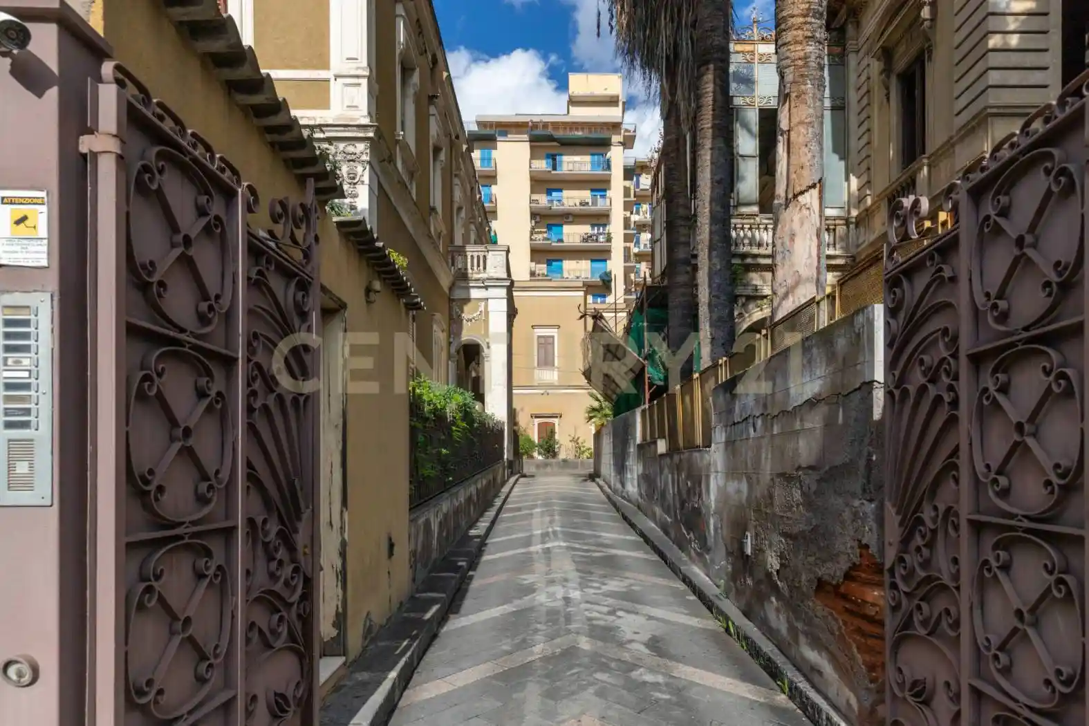 Palazzo - Edificio in Affitto - foto 5