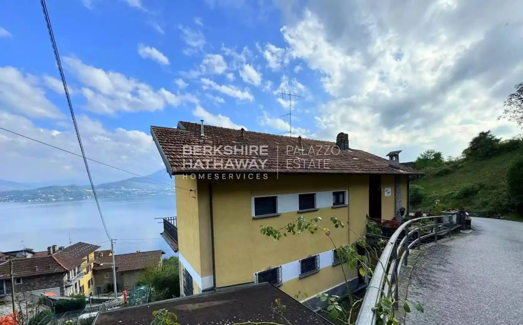 Casa indipendente in vendita a Oggebbio