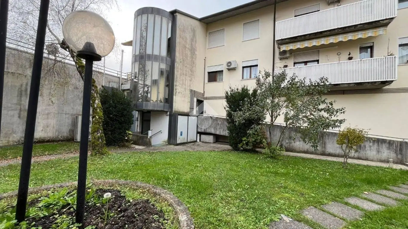 Appartamento in vendita a Polcenigo