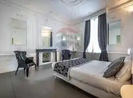 Palazzo - Edificio in vendita a Torino