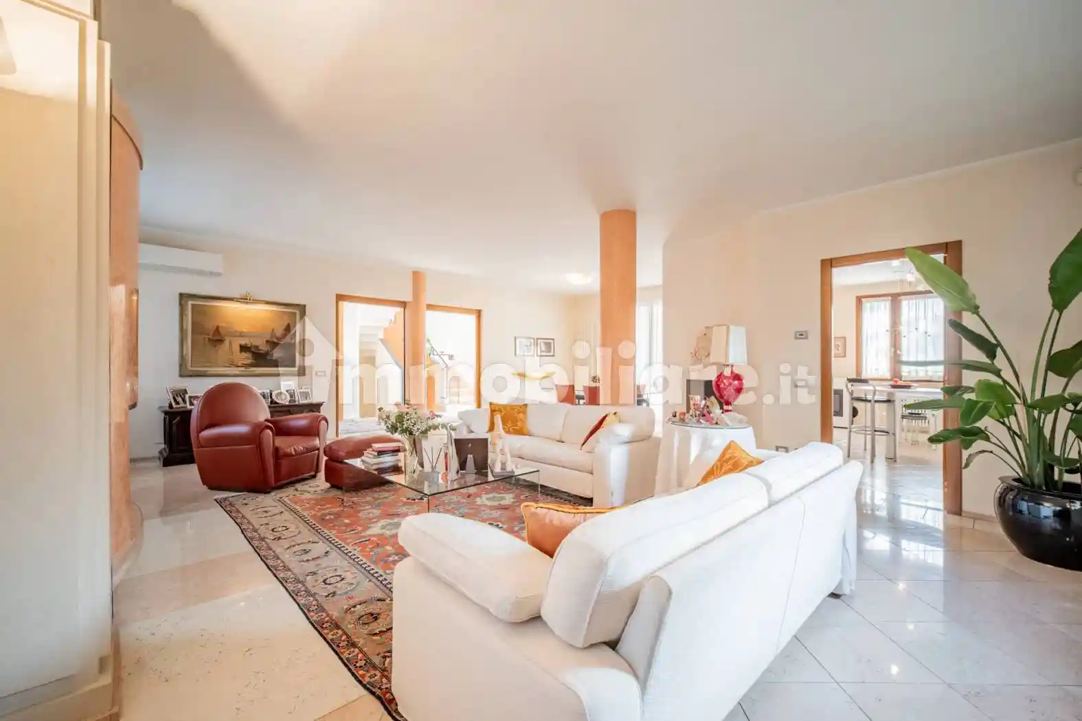 Villa in vendita a Cavriago