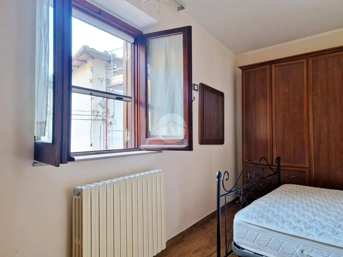 Terratetto unifamiliare Casa con ingresso indipendente via Verdi 2, Castel del Monte - foto 4