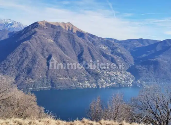 Appartamento in vendita a Schignano