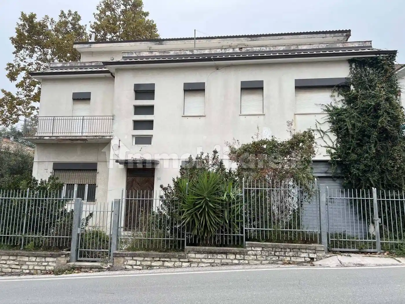 Villa in vendita a Mombaroccio