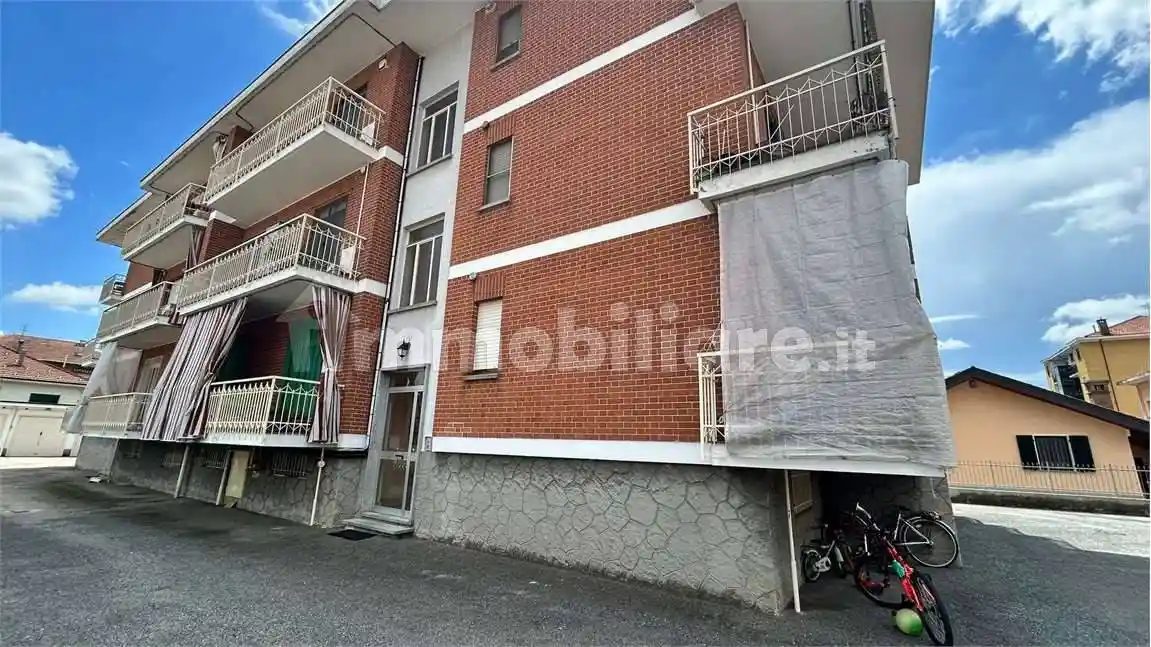 Appartamento in vendita a None