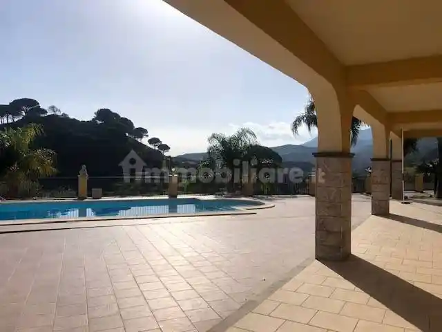 Villa in vendita a Messina