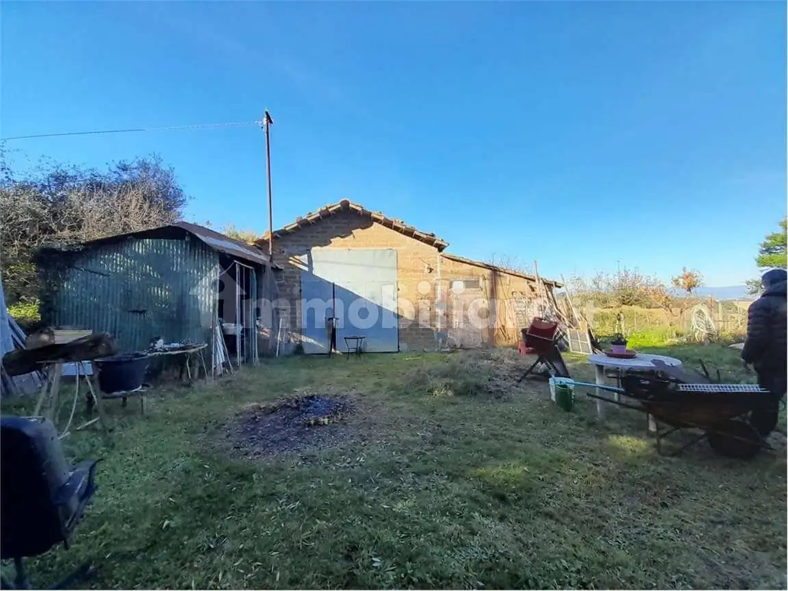 Casa indipendente in vendita a Castiglione del Lago