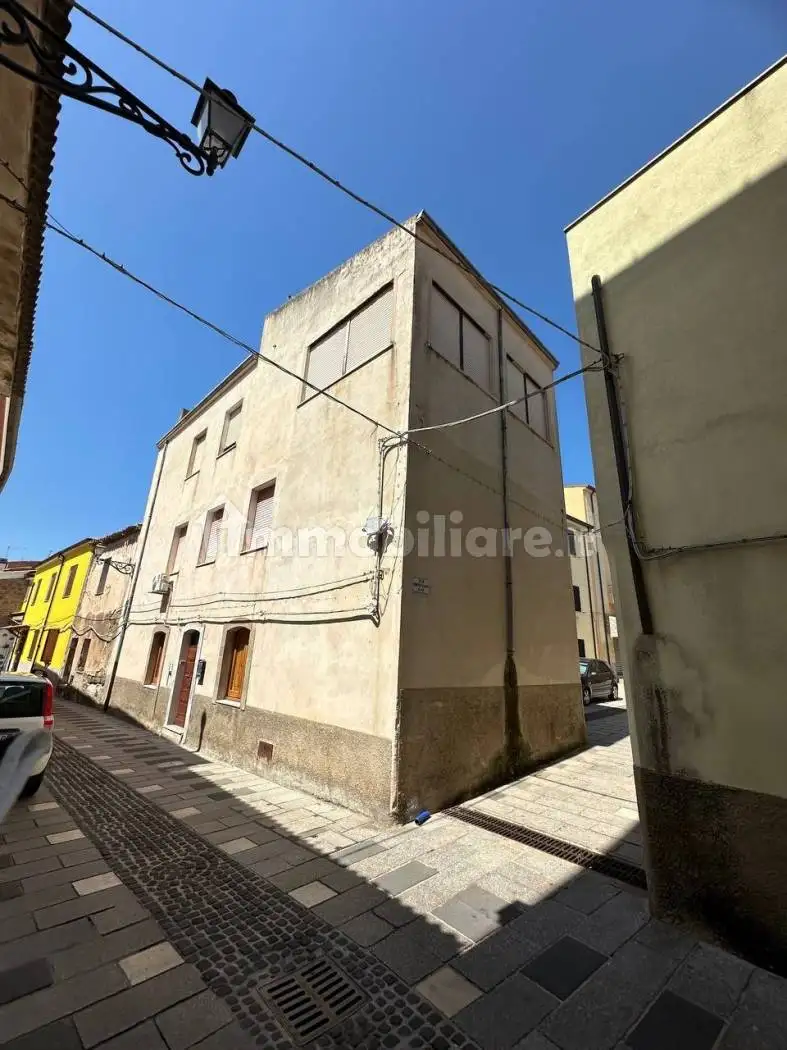 Casa indipendente in vendita a Oschiri