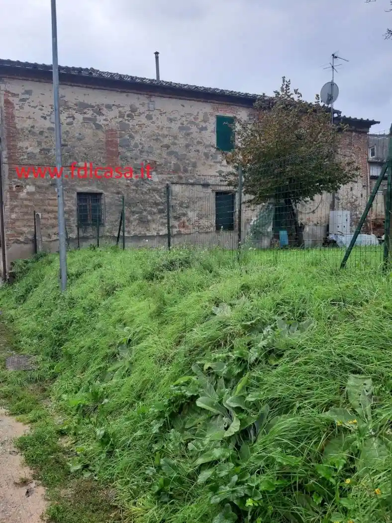 Rustico - Casale in vendita a Castelfranco di Sotto