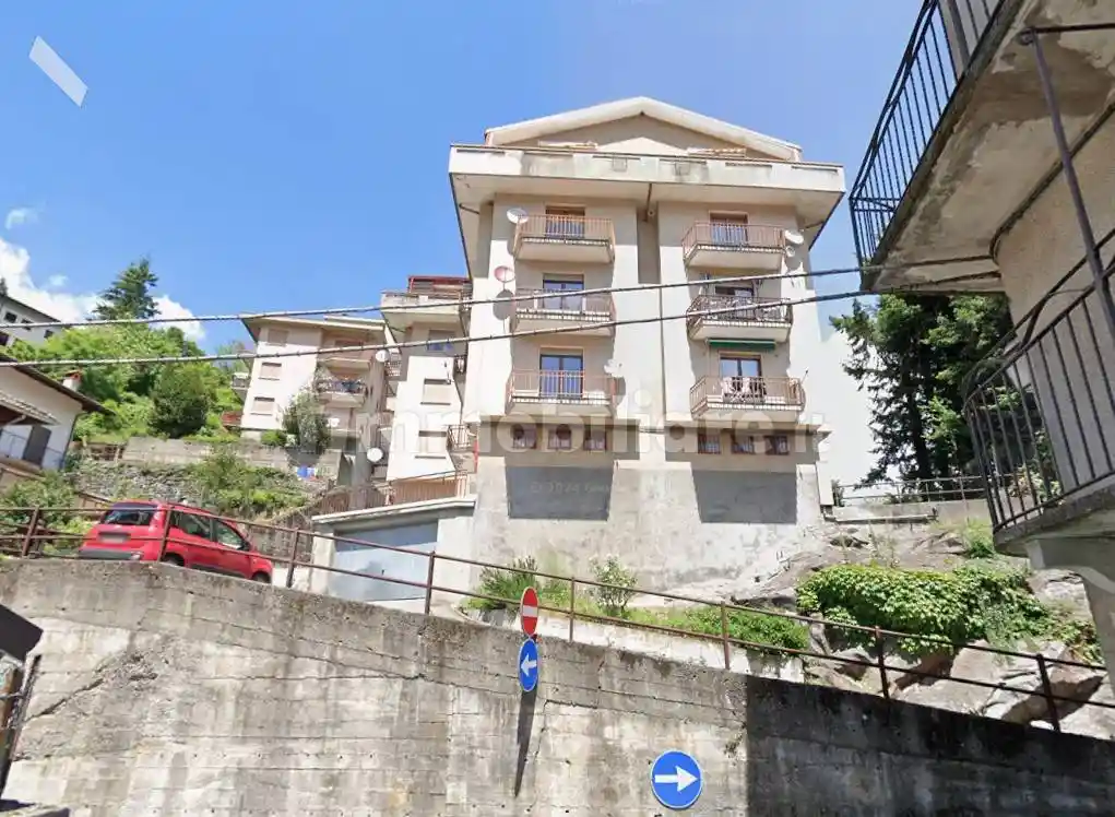 Appartamento in vendita a Varallo