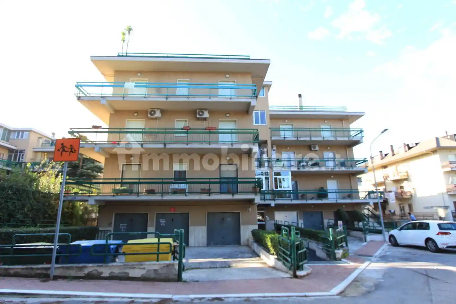 Appartamento in vendita a Folignano