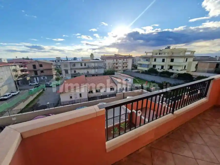 Quadrilocale nuovo, secondo piano, Melito di Porto Salvo - foto 4