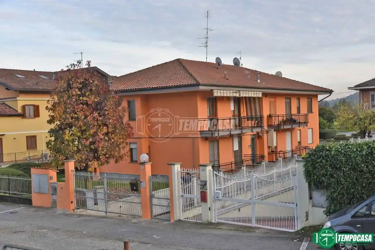 Appartamento in vendita a Front