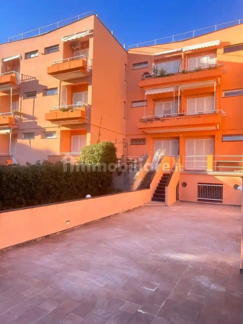 Appartamento in vendita a Varazze