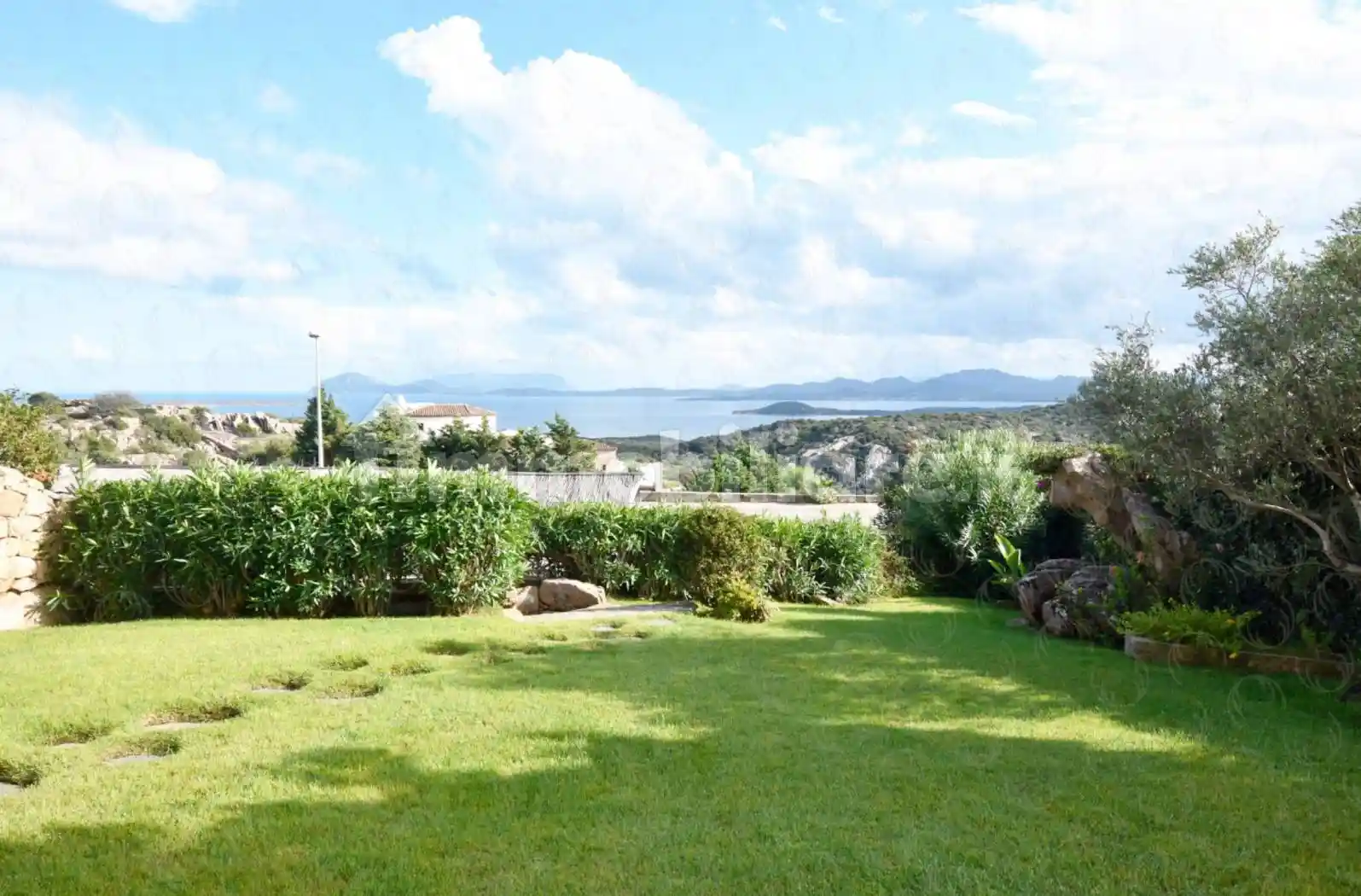 Appartamento in vendita a Arzachena