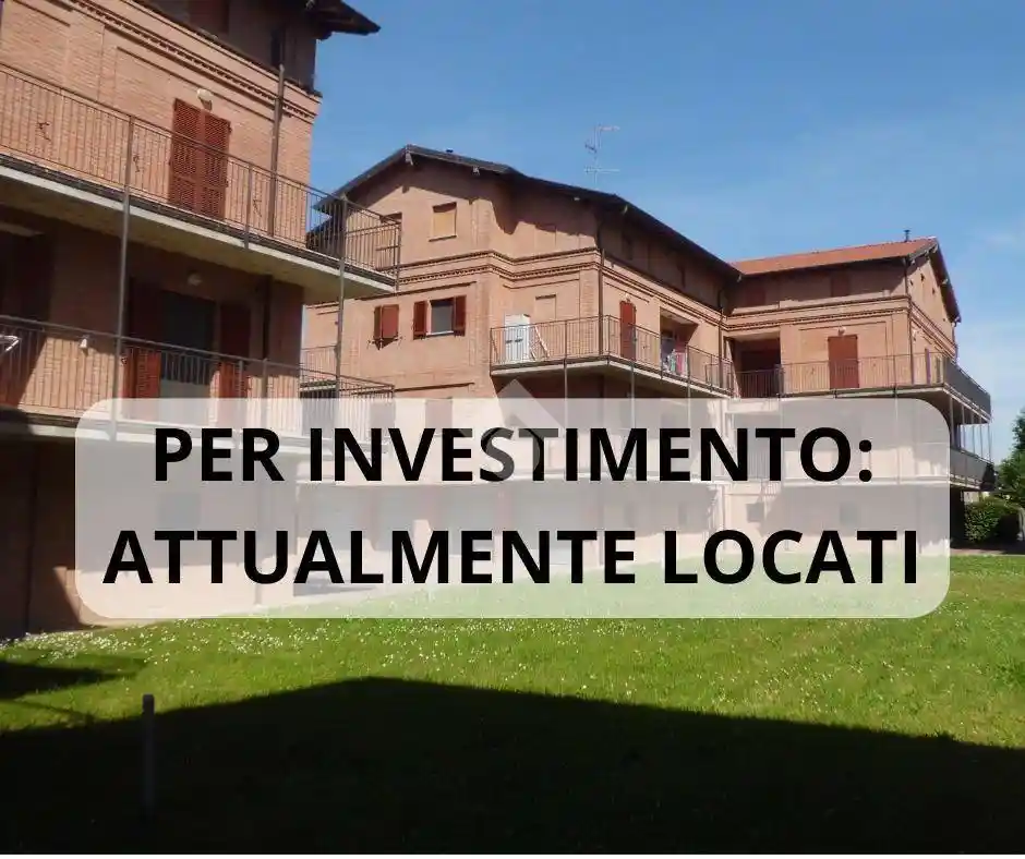 Palazzo - Edificio in vendita a Vernate