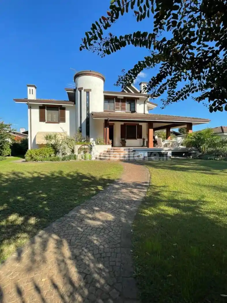 Villa in vendita a Gambara