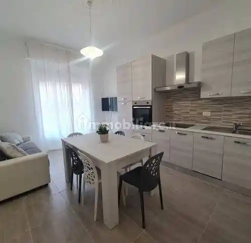 Trilocale ottimo stato, terzo piano, Porto Vecchio, Sanremo - foto 3