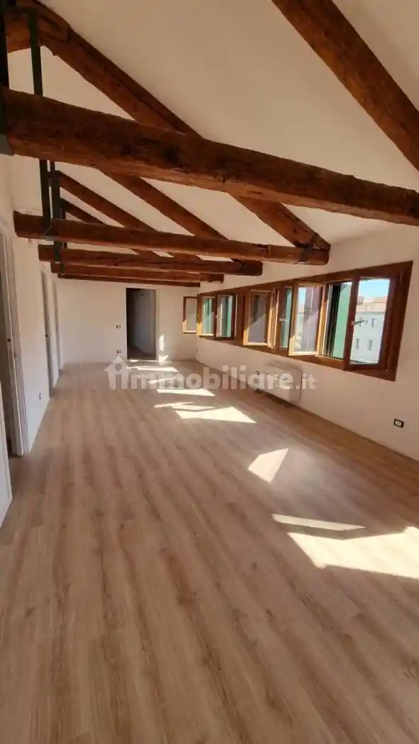 Appartamento in vendita a Venezia