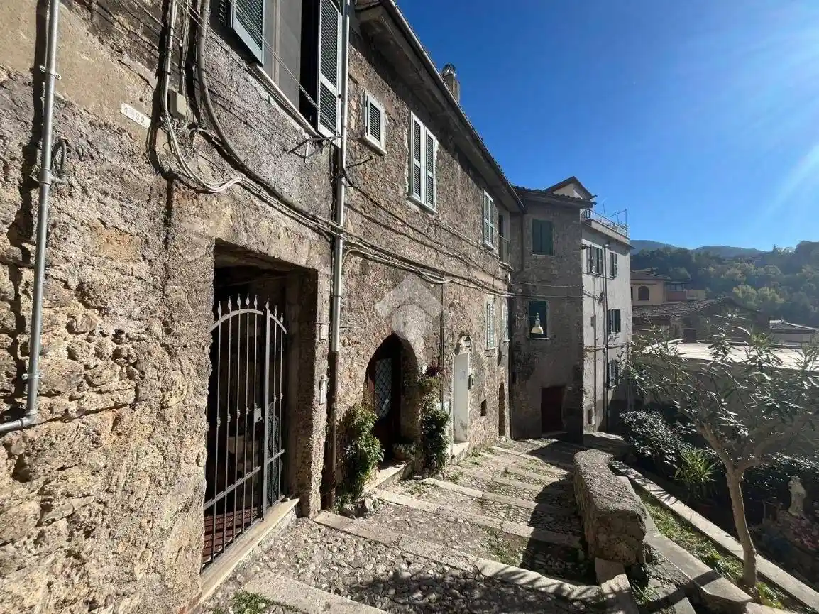 Appartamento in vendita a Subiaco