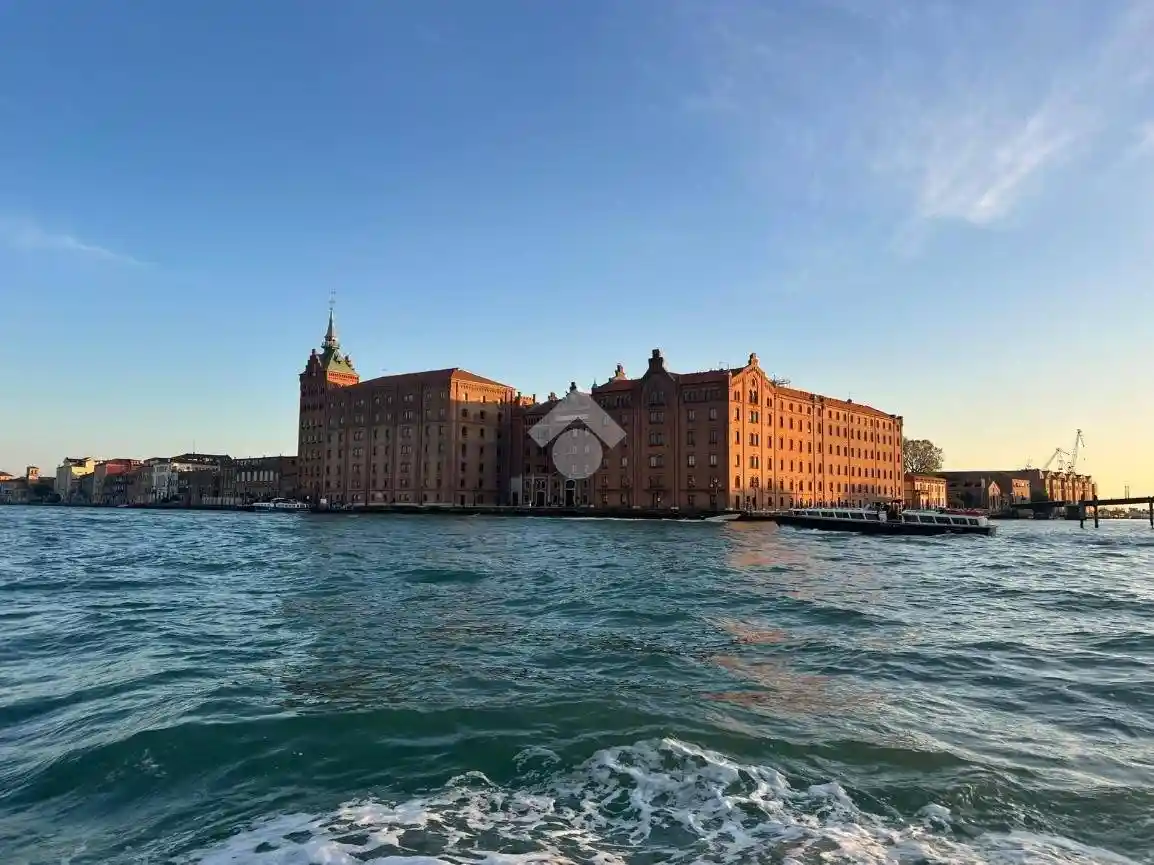 Appartamento in vendita a Venezia