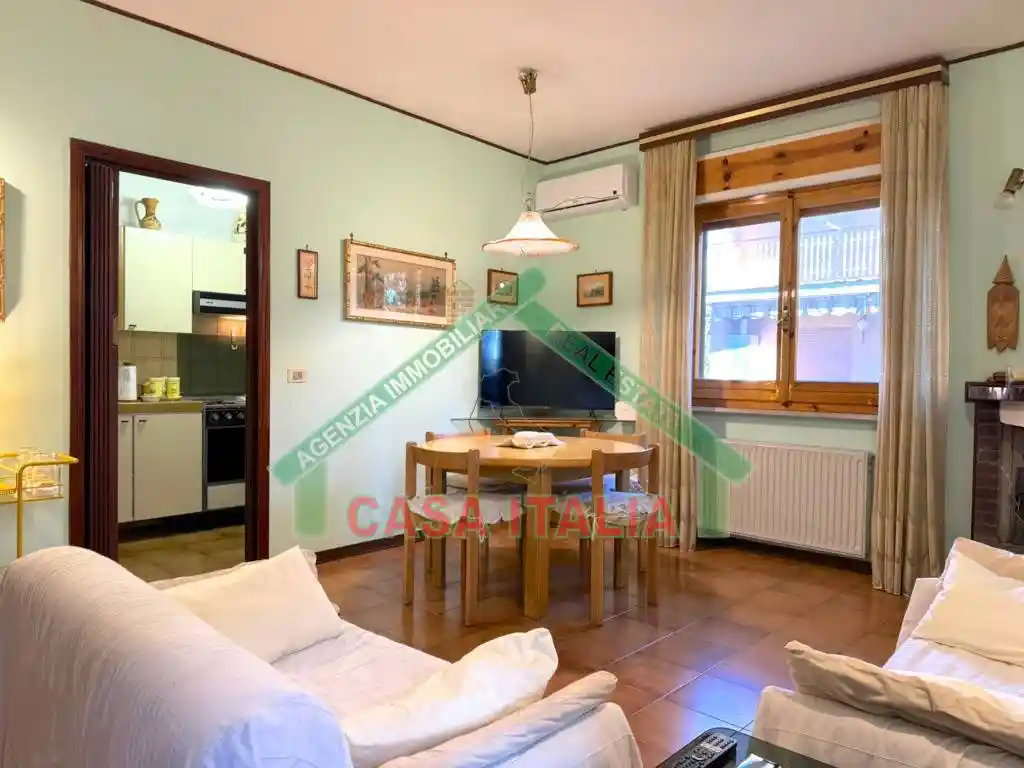 Appartamento in vendita a Capodimonte
