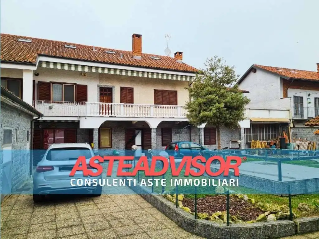 Casa indipendente in asta a Carignano