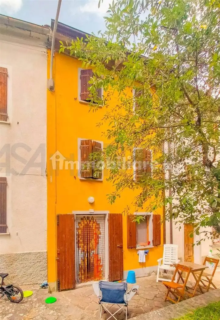 Casa indipendente in vendita a Frassinoro