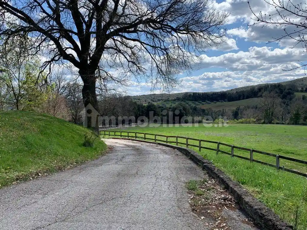 Rustico - Casale in vendita a Amelia